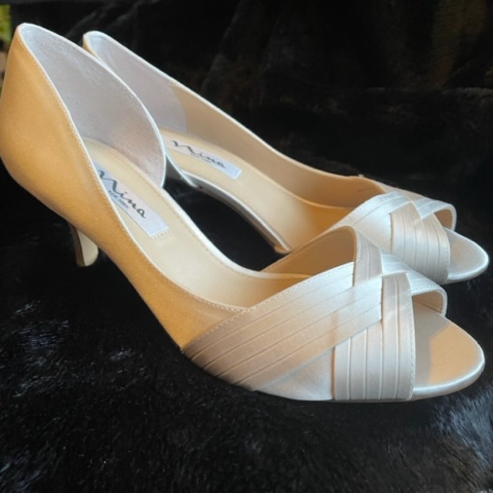 Nina Womens Contesa Satin D'Orsay Heels Shoes Size 8.5 NWT
